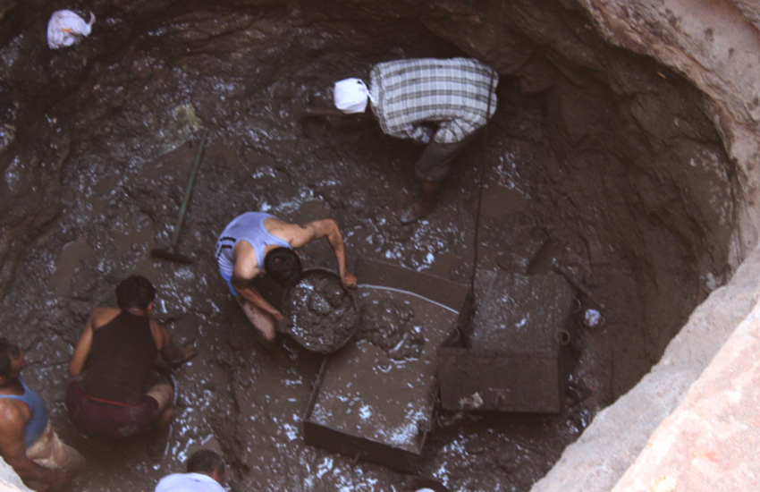 Well Cleaning - Erandol, Jalgaon