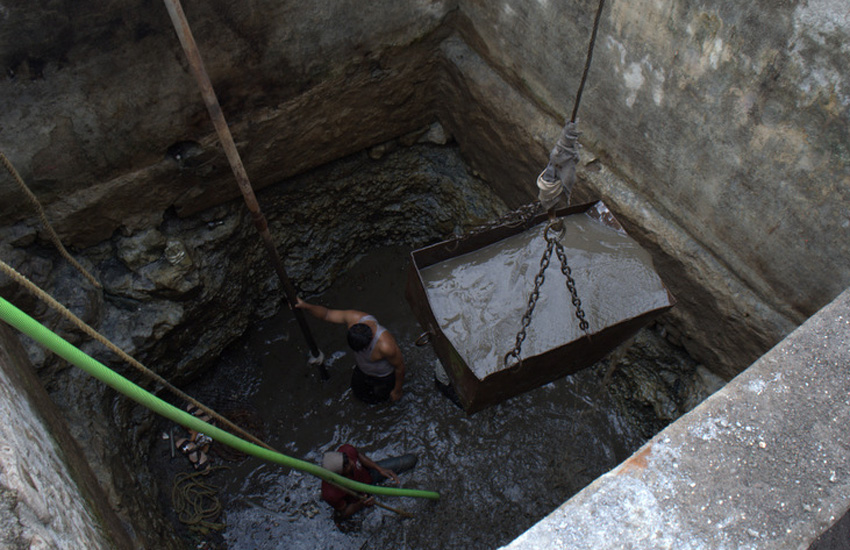 Well Cleaning - Erandol, Jalgaon