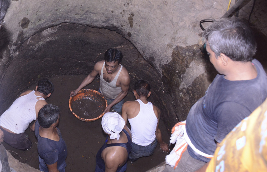 Well Cleaning - Jamner, Jalgaon