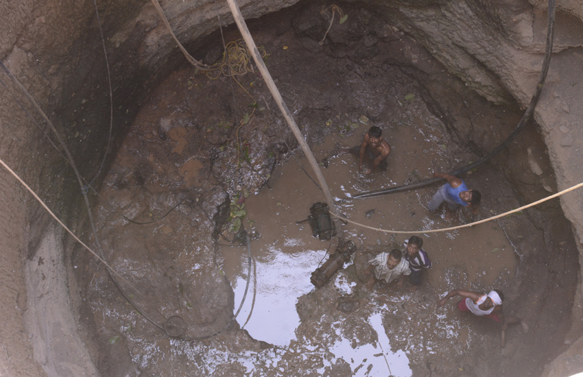 Well Cleaning - Jamner, Jalgaon