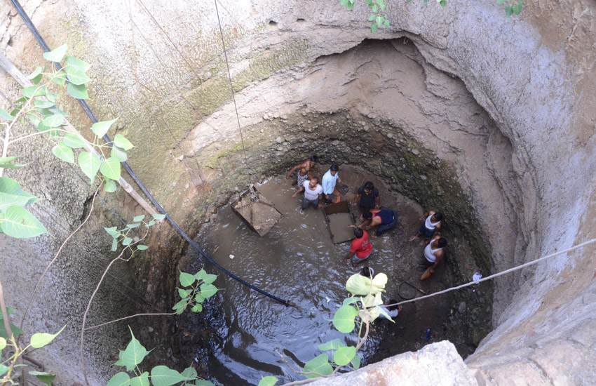 Well Cleaning - Nashirabad, Jalgaon