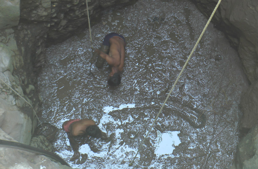 Well Cleaning - Vaghari, Jalgaon