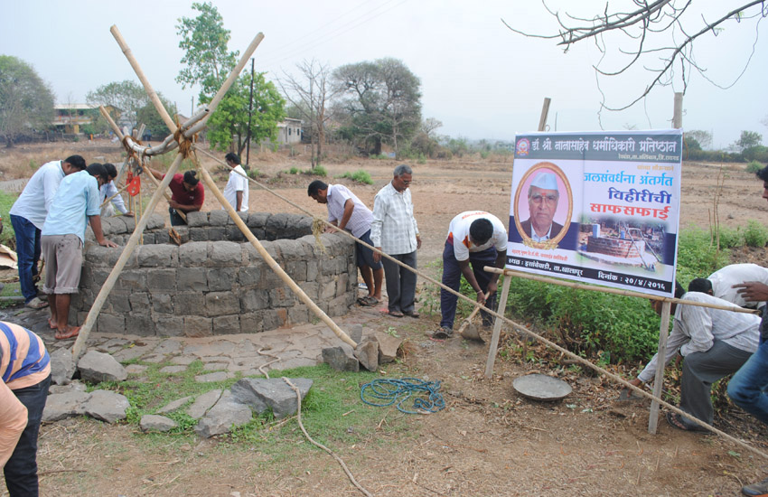 Well Cleaning - Khalapur,Isambewadi