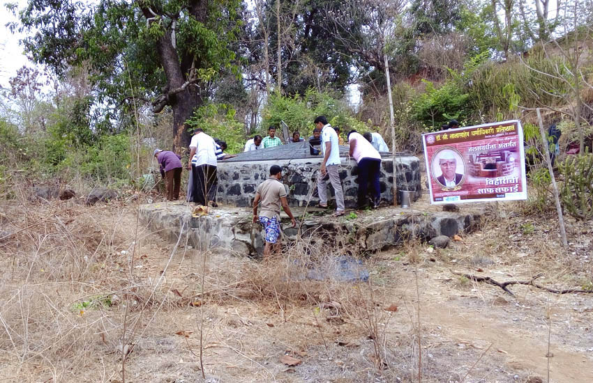 Well Cleaning - Borvadi, Mangaon