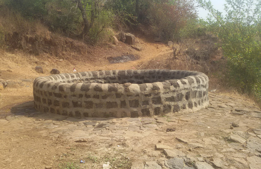 Well Cleaning - Dhangarwadi, Pen