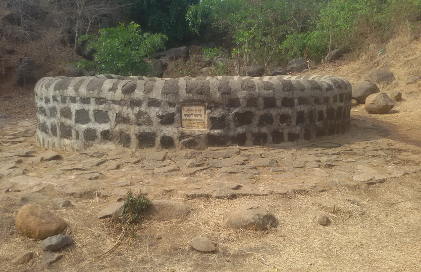 Well Cleaning - Dhangarwadi, Pen