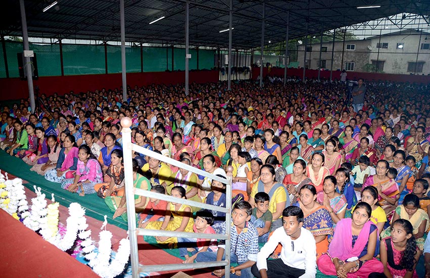 Certificate distribution
